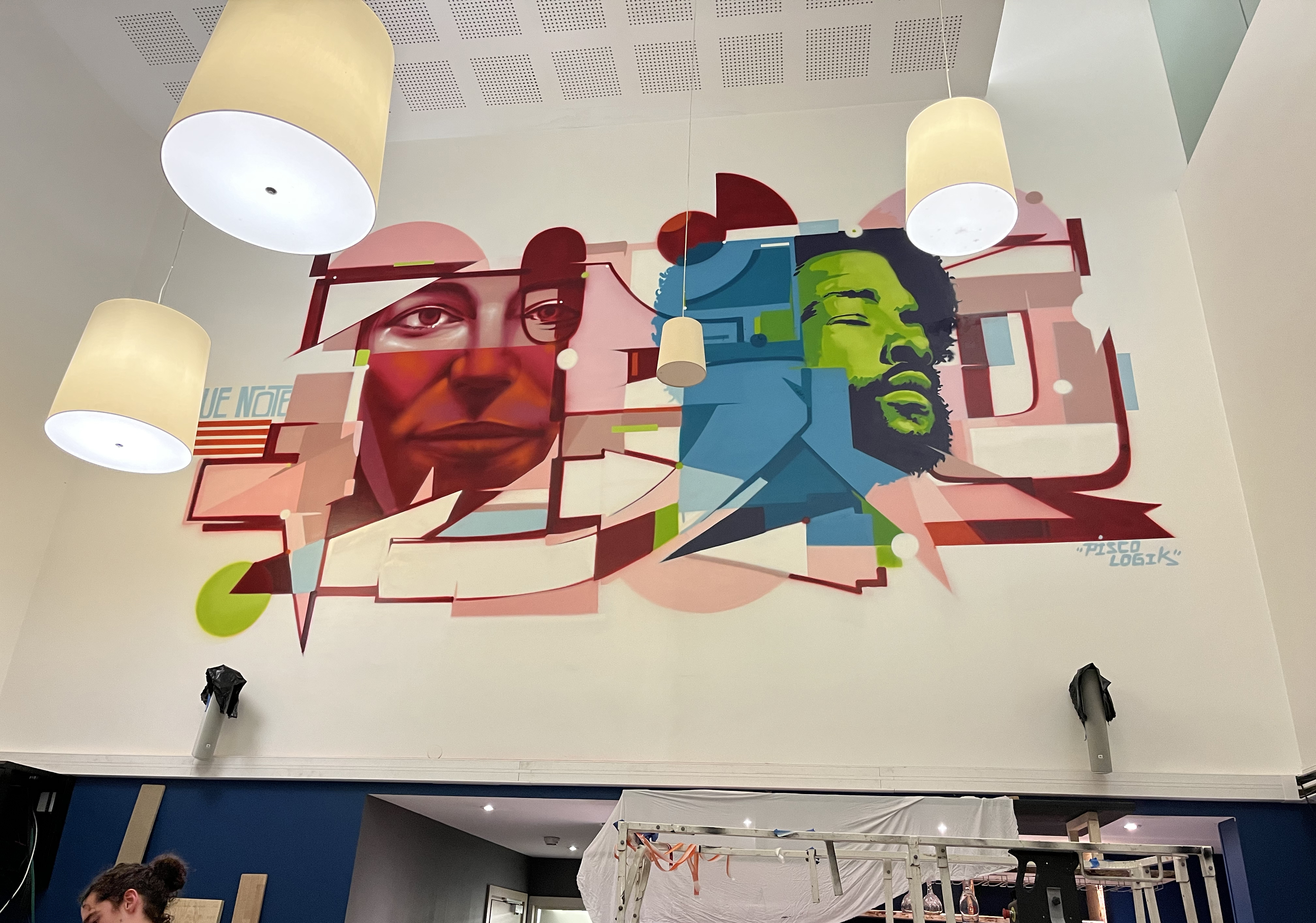 blue note graffiti street art strasbourg alsace bar club concert pisco piscologik tag fresque decoration mural evenement