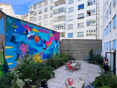 Décor « Piscologik x Hotel Ibis Strasbourg » par Piscologik, vue 1 sur 3